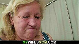 Become man finds him bonking their way aged buxom mother!